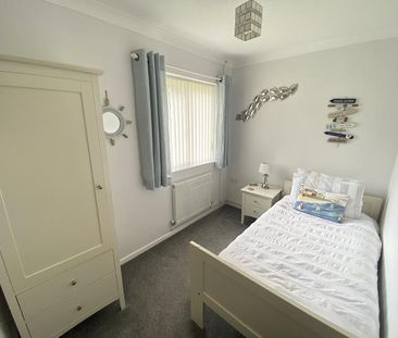 3 bedroom detached house to rent - Photo 4
