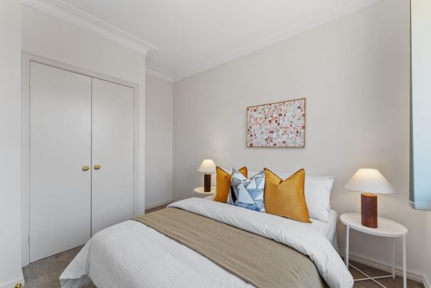 1/4 Ovens Street, Box Hill North - Photo 1