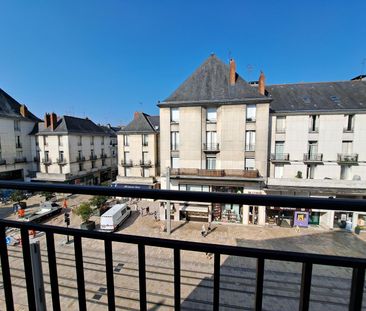 Location Appartement 2 pièces 77m² TOURS 37000 - Photo 6