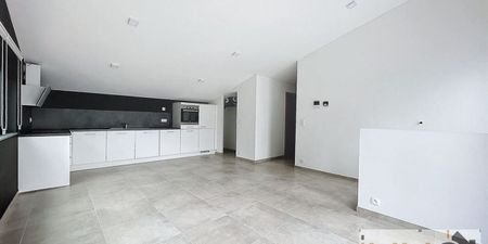 Appartement te huur in Andenne voor € 820 met 2 slaapkamers - Photo 2
