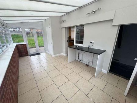 Bristol Road South, Birmingham, B31 - Photo 2