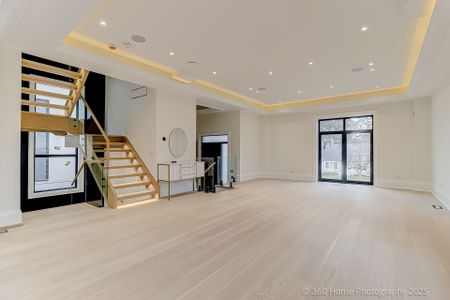 For Lease - 28 PINE Avenue, Mississauga, Ontario - Photo 2