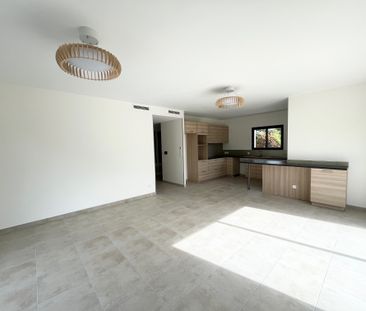 Location Maison 4 pièces 117m² GRADIGNAN 33170 - Photo 1