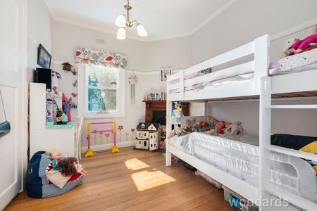 Modern Californian Bungalow – Box Hill High School Zone - Photo 3