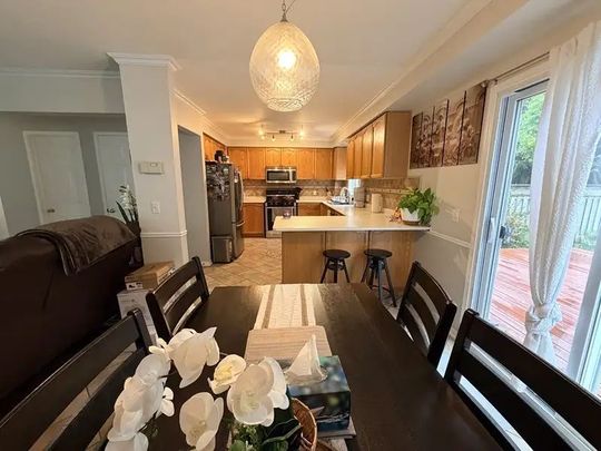 For Lease - 28 Churchland Drive, Barrie, Ontario - Photo 1