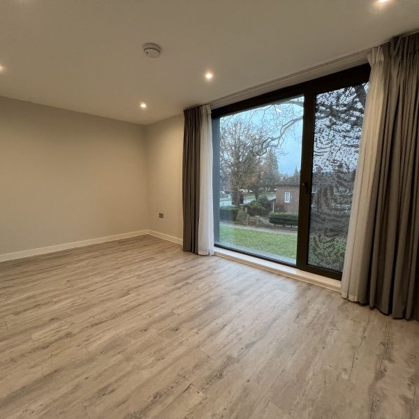 6 Murray Green, Woking - 3 bedrooms Property for lettings - Seymours - Photo 1