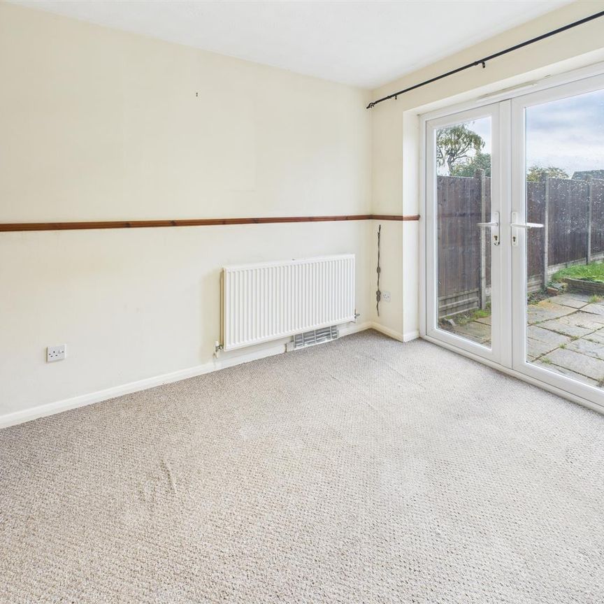 Laurel Road, Loughborough, LE11 2NL - Photo 1