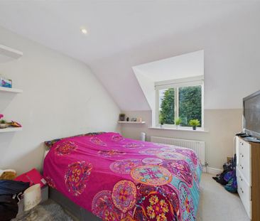 3 bedroom end of terrace house to rent - Photo 5