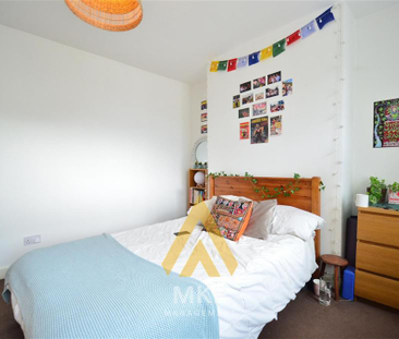 5 bedroom semi-detached house to rent - Photo 6