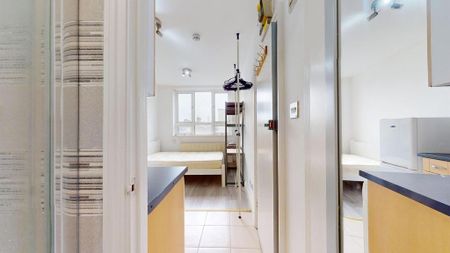 Studio to rent - Photo 3