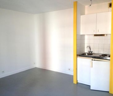 Location Appartement 1 pièce 25m² POITIERS 86000 - Photo 2