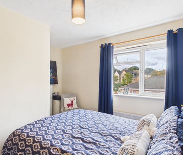 2 Bedroom - Photo 3