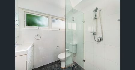 Renovated One Bedroom Apartment in the Heart of Cammeray - Photo 4