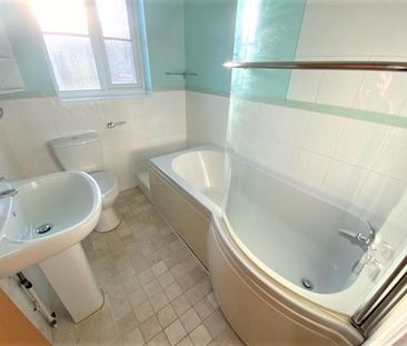 6 St Andrews Close - Photo 5