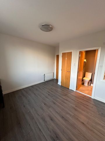 2 Bed Flat, Bath Street, G2 - Photo 5