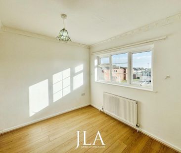 3 bedroom terraced house to rent - Photo 4