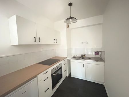 Location Appartement 2 pièces 41m² - Photo 5