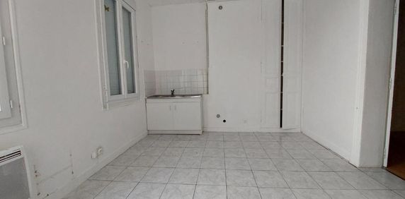 Location Appartement 2 pièces 33m² CAUDEBEC LES ELBEUF 76320 - Photo 2