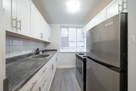 For Lease - 77 Erskine Avenue Unit# M7, Toronto, Ontario - Photo 2