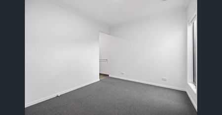 32 Greyhound Drive, Wyndham Vale - Photo 4