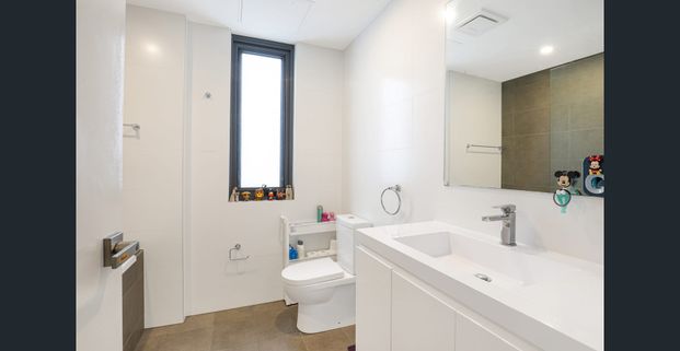 Modern Living With Ultra Convenience! - Photo 1