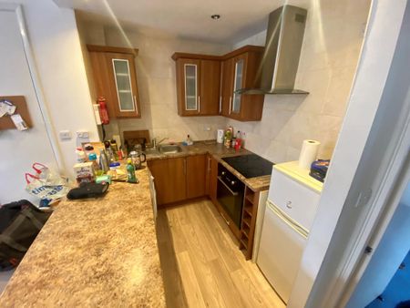 1 bedroom flat to rent - Photo 3