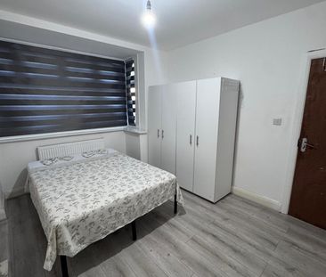 Room in a Shared House, Shelbourne Road, N17 - Photo 2