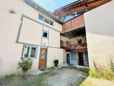 T2 meublé hyper centre de Châtillon-sur-Chalaronne - Photo 5