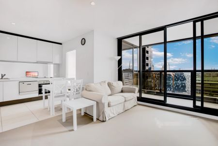 2 Bed 2 Bath - Photo 3