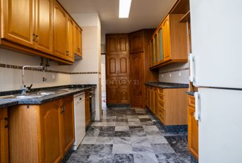 Apartamento T3 em Lisboa