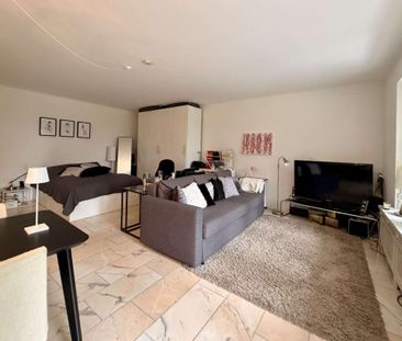 Zentral im Holzhausenviertel - Charmantes 1-Zimmerapartment - Photo 1