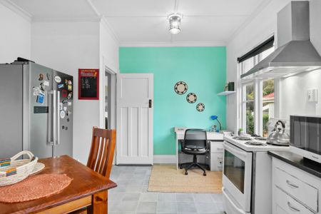 A tidy and spacious home! - Photo 3