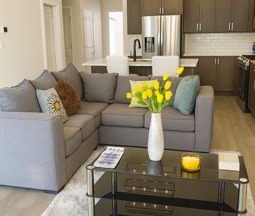 For Lease - 63 Compass Trail Unit# 7, Central Elgin, Ontario - Photo 4