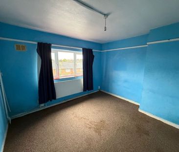 The Parade, Donnington, Telford - Photo 2