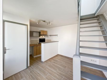 Location Appartement 2 pièces 17m² MONT DE MARSAN 40000 - Photo 4
