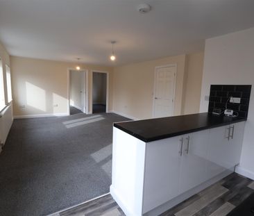 Kineton Close, Redditch - Photo 2