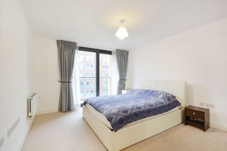 1 Bed Flat, Vancouver House, SE16 - Photo 4
