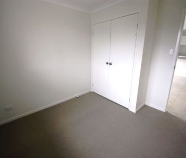 You can't go past inspecting this magnificent family home - Photo 4