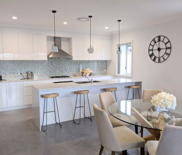 Modern Living - Photo 3