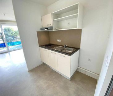 Location appartement récent 2 pièces 31.3 m² à Montpellier (34000) - Photo 2