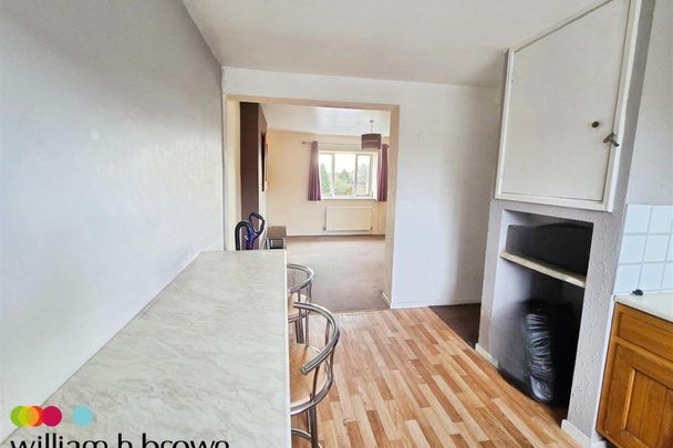 Teviot Avenue, Aveley, Essex - Photo 1