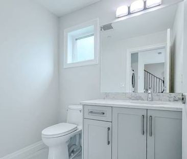 2 bed 1.5 bath Brand NEW Laneway Home - Photo 4