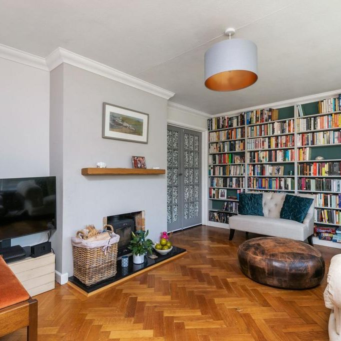 4 bedroom detached house to rent - Photo 1