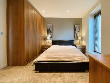 2 Bed Flat, Liverpool, L3 - Photo 3