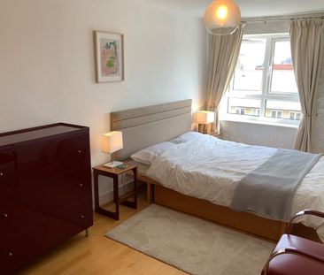 2 Bed Flat, St Davids Square, E14 - Photo 5