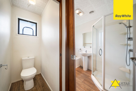 47 Reynella Drive, Massey - Photo 3