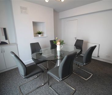 4 bedroom terraced house to rent - Photo 5