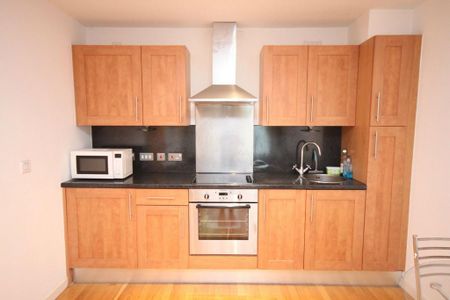 1 bedroom flat to rent - Photo 4