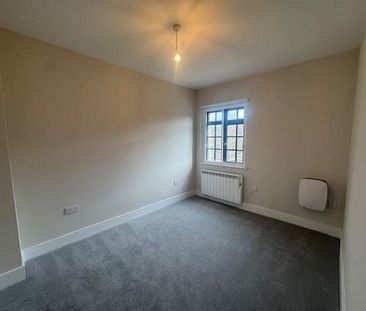 3 bedroom apartment to rent - Photo 2