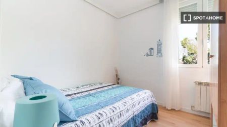 Piso de alquiler en Moscardó - Foto 4